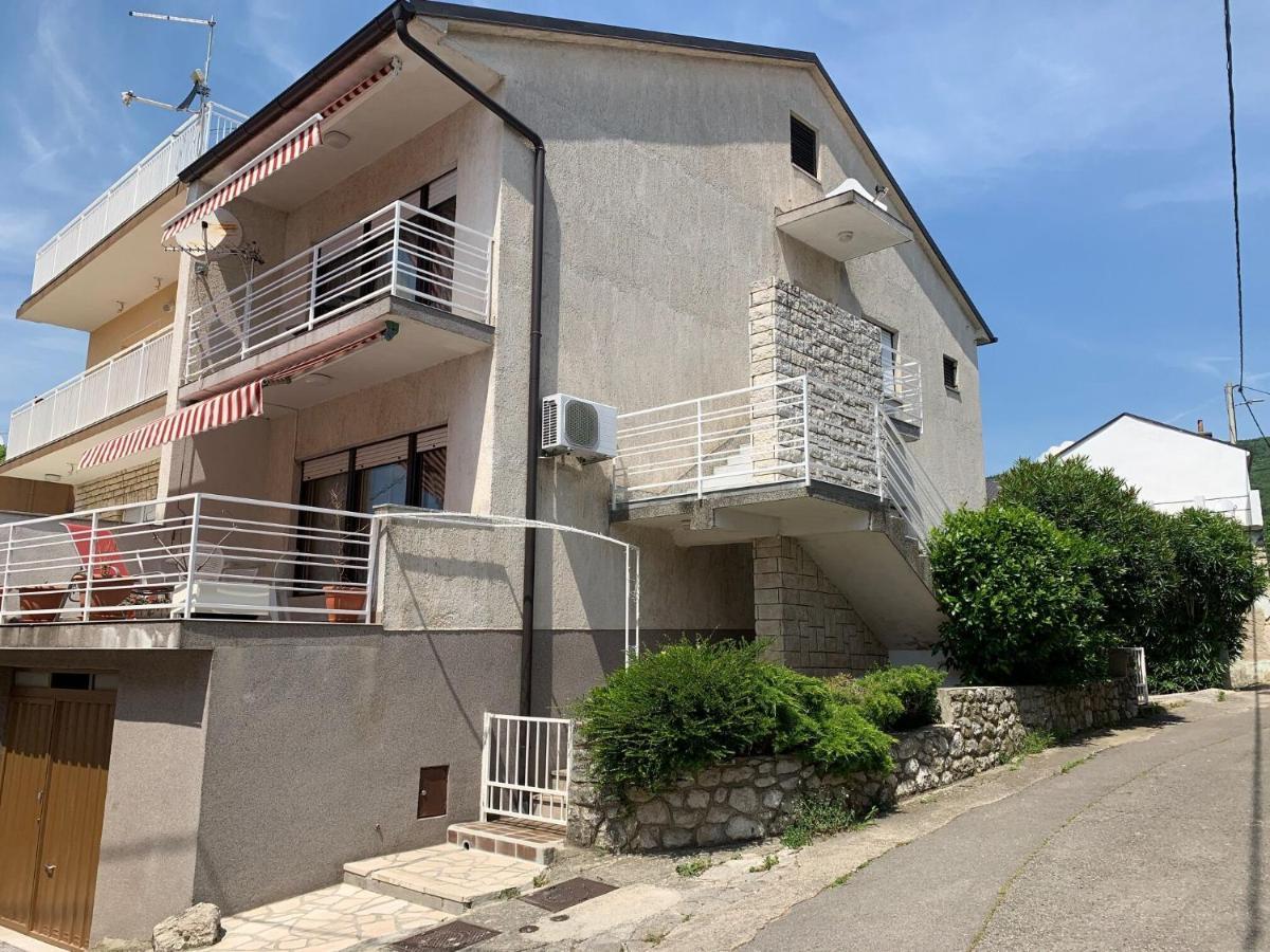 Apartments Zec Selce Exterior photo