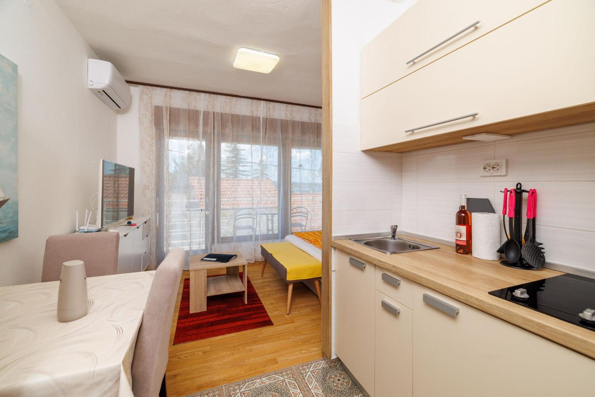 Apartments Zec Selce Exterior photo