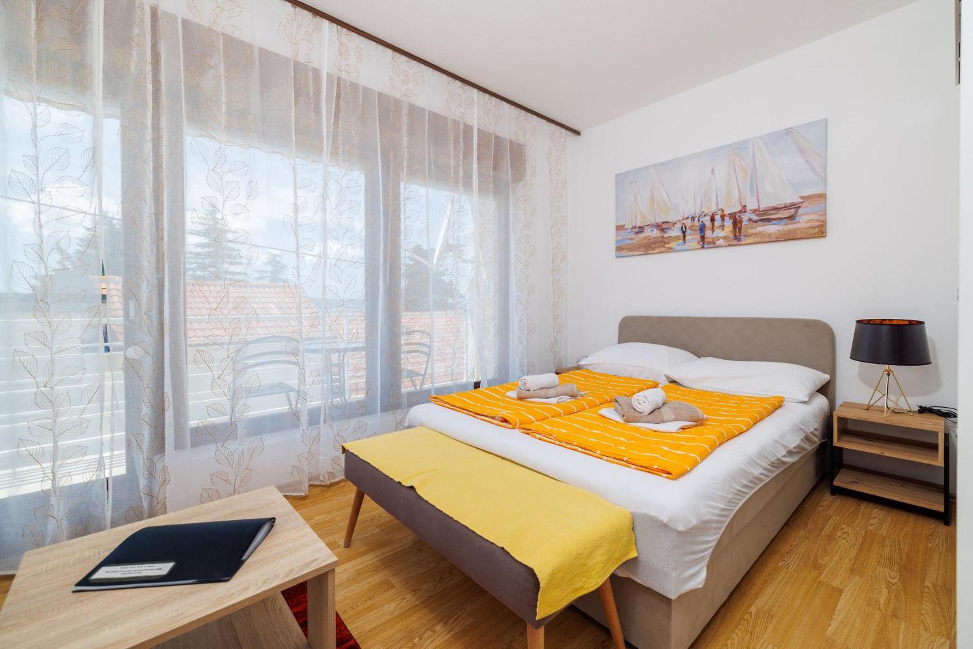 Apartments Zec Selce Exterior photo