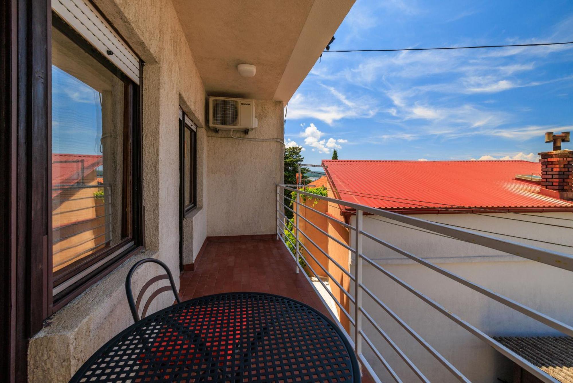 Apartments Zec Selce Exterior photo